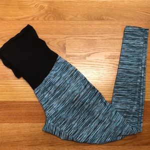 XS Motherhood Maternity yoga pants